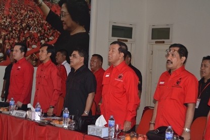 Ketua DPP PDIP Andreas Hugo Pareira, Irsal Yunus dan petinggi PDIP saat pembukaan Rakerda DPD PDIP Provinsi Jambi 